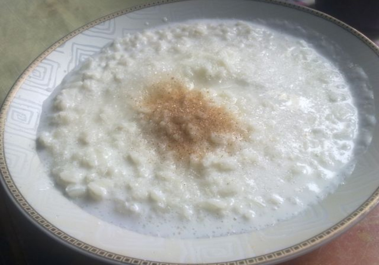 ryż na mleku z cynamonem foto