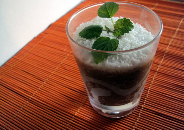 Fotografia przedstawiająca Ryż na słodko - z czekoladą i kokosem