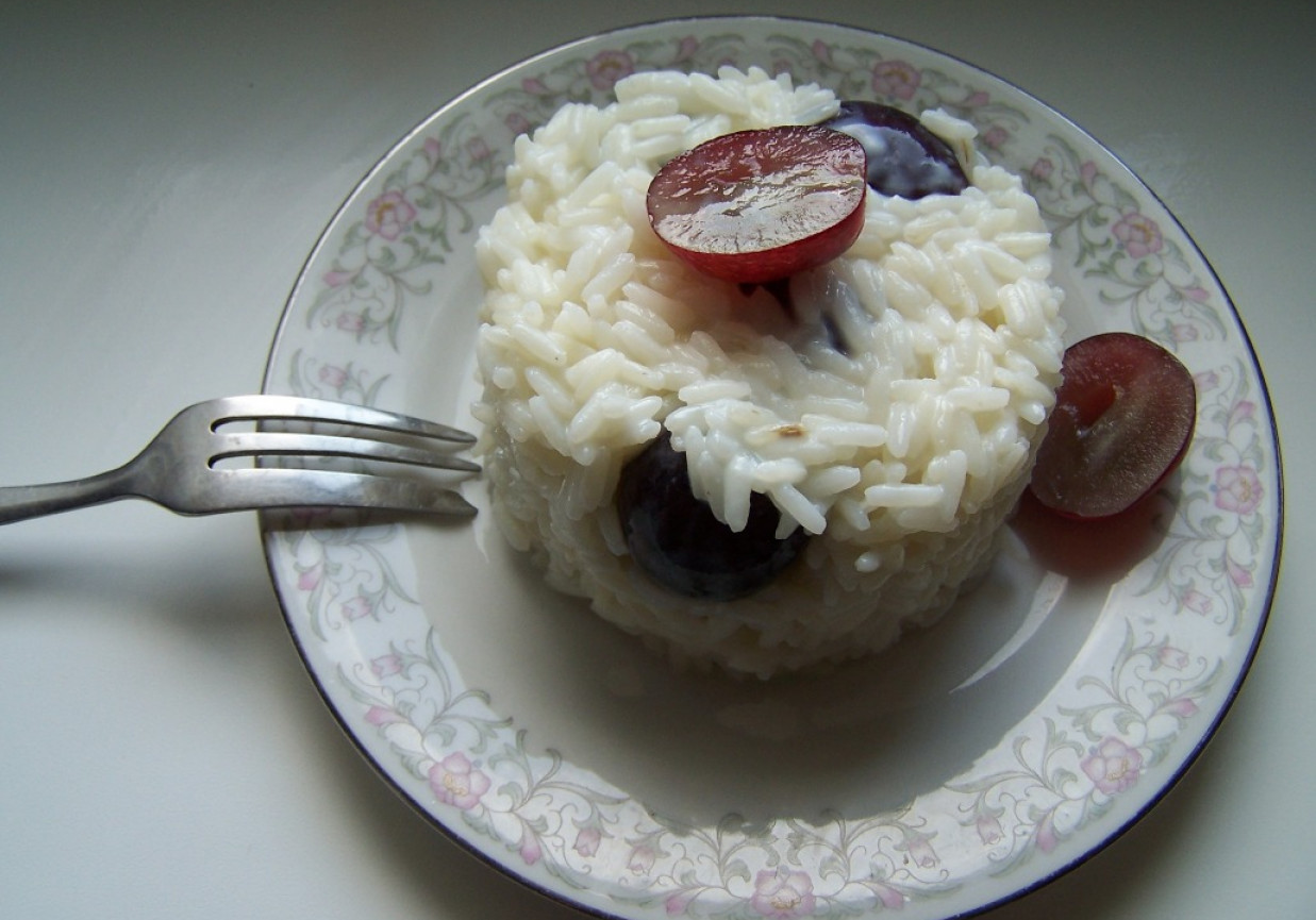 ryż w jogurcie z winogronem foto