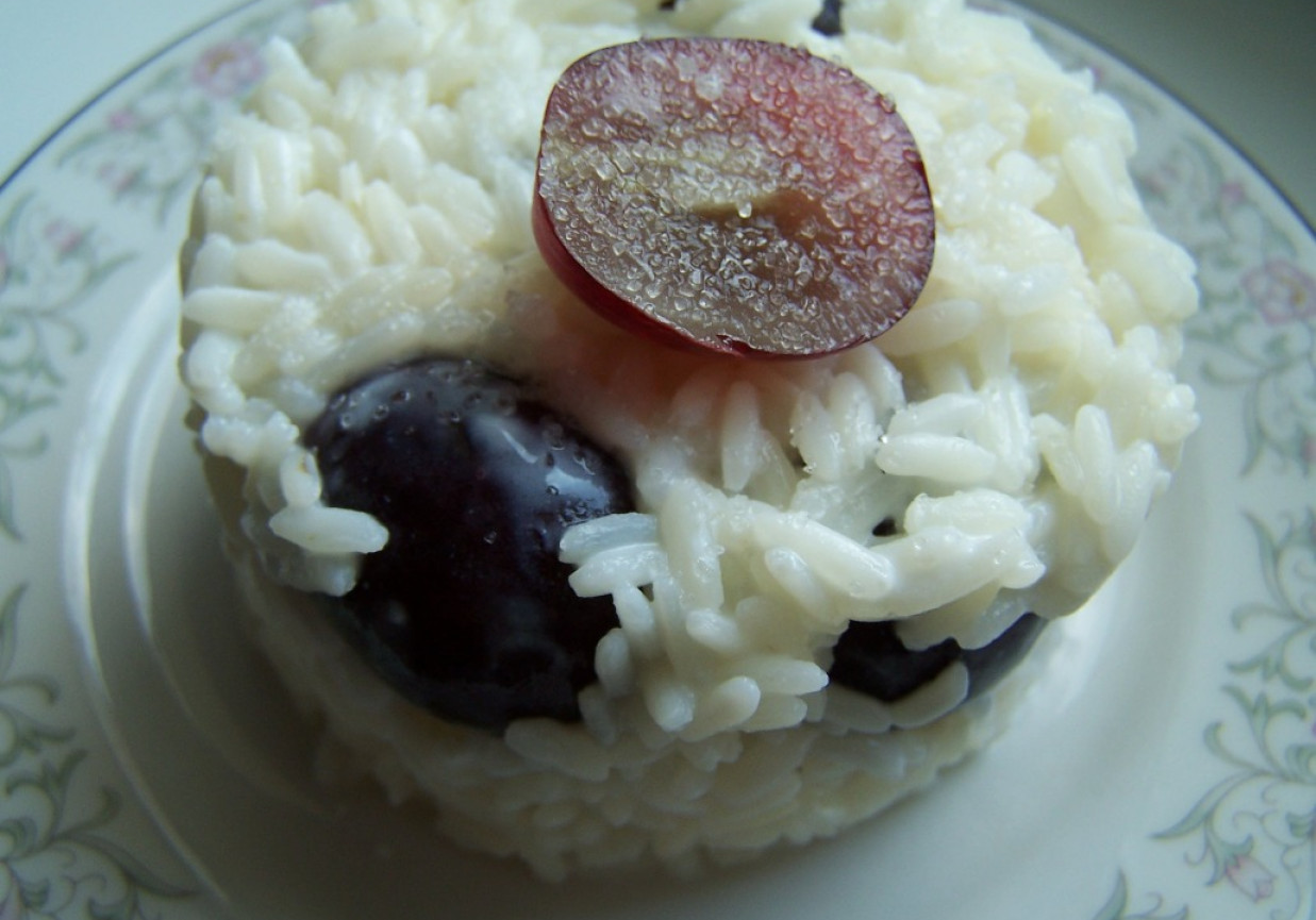 ryż w jogurcie z winogronem foto