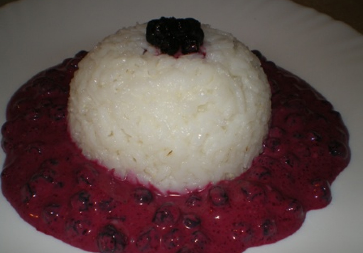Ryż z jagodami foto