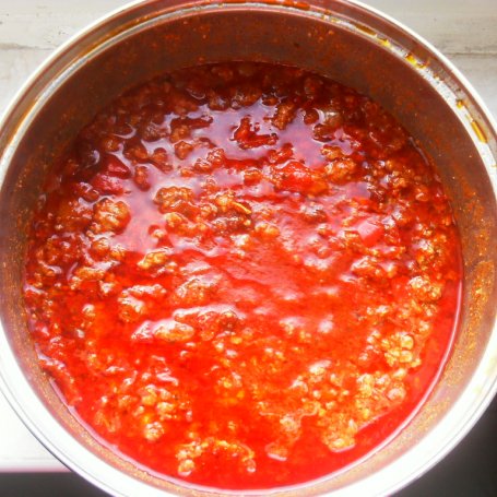 Krok 2 - Ryż z  kaszą jaglaną w sosie pomidorowym z dodatkami foto