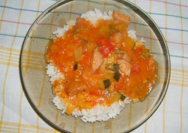 Fotografia przedstawiająca ryż z leczo
