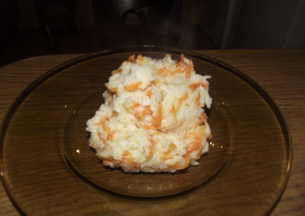 Fotografia przedstawiająca Ryż z marchewką do obiadu