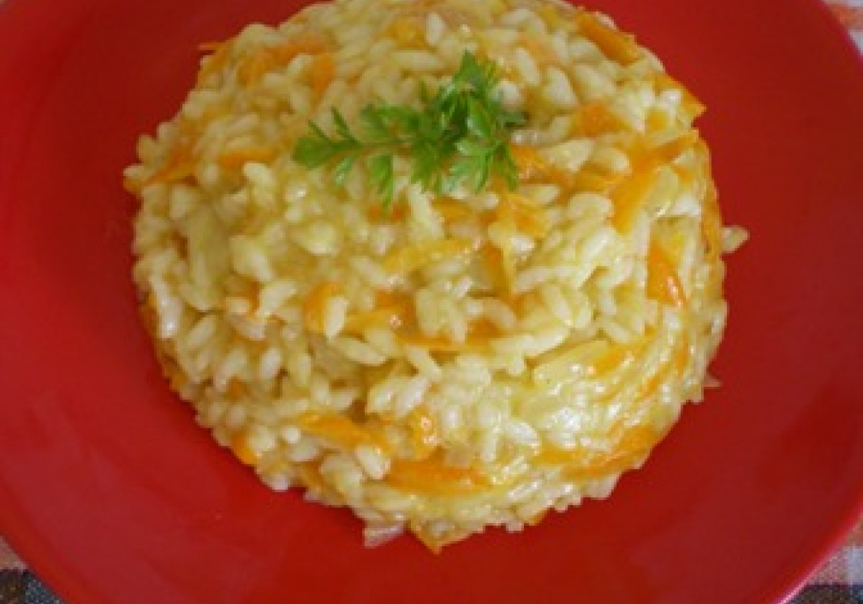 Ryż z marchewką foto