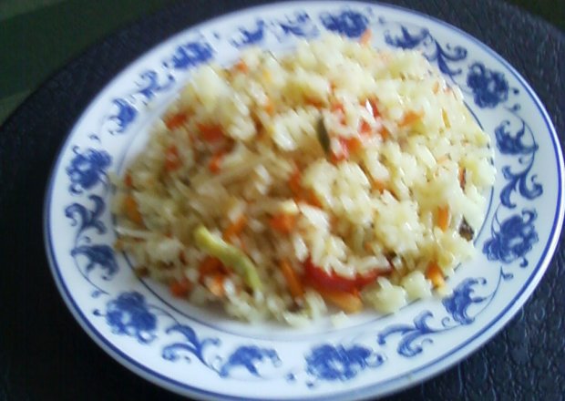 Fotografia przedstawiająca Ryż z mieszanką chińską