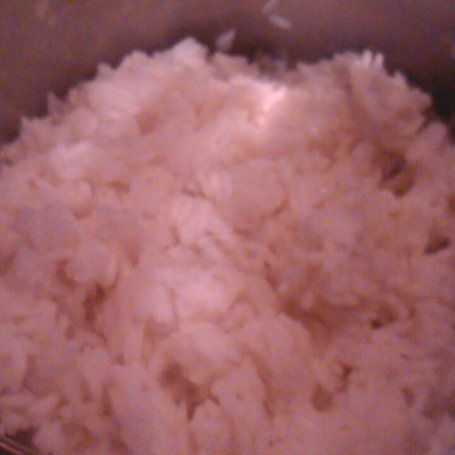 Krok 1 - Ryż z sosem mięsno-warzywnym foto
