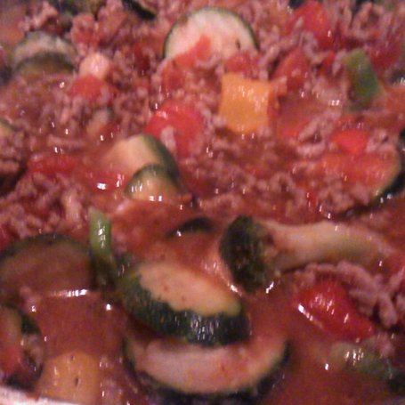 Krok 2 - Ryż z sosem mięsno-warzywnym foto