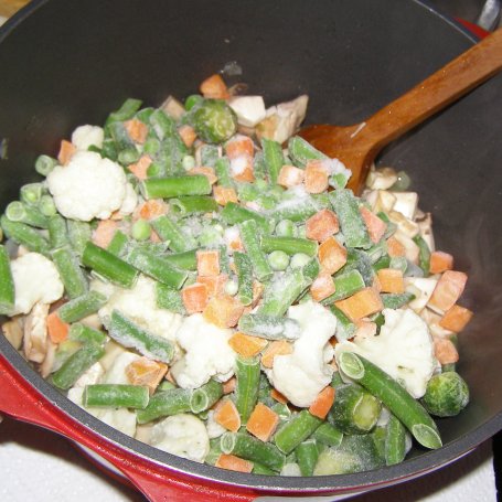 Krok 3 - ryż z warzywami mrożonymi bukiet jarzyn wiosenny...  foto