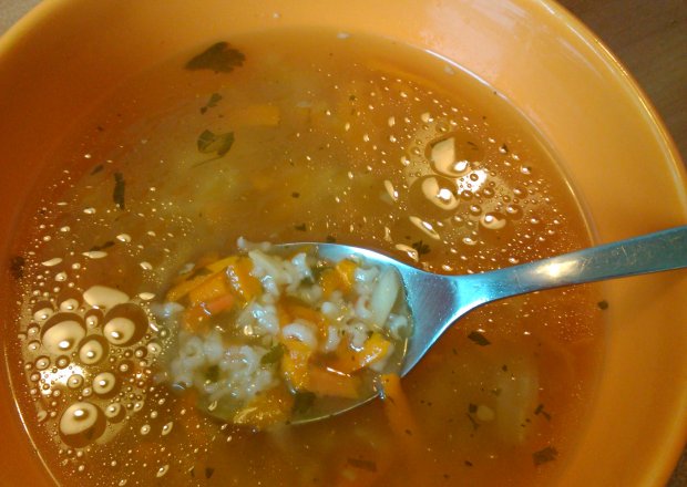 Fotografia przedstawiająca Ryżowa zupa