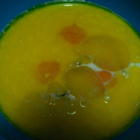 Krok 2 - Ryżowe muffinki z malinami foto