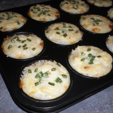 Krok 9 - Ryżowe muffiny ze szparagami i mozzarellą foto