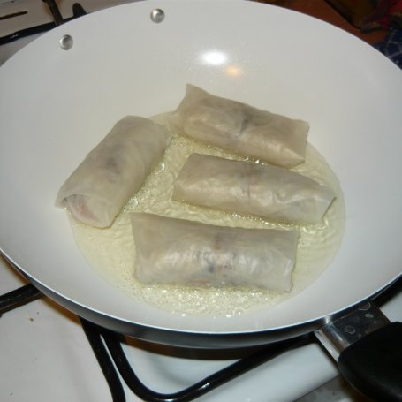 Krok 7 - Sajgonki - z mięsnym farszem foto