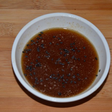 Krok 8 - Sajgonki z sosem słodko-kwaśnym foto