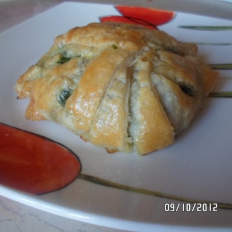 Krok 4 - Sakiewki francuskie ze szpinakiem foto