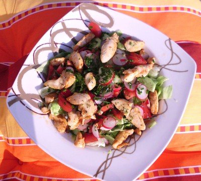 Fotografia przedstawiająca Salata wiosenna