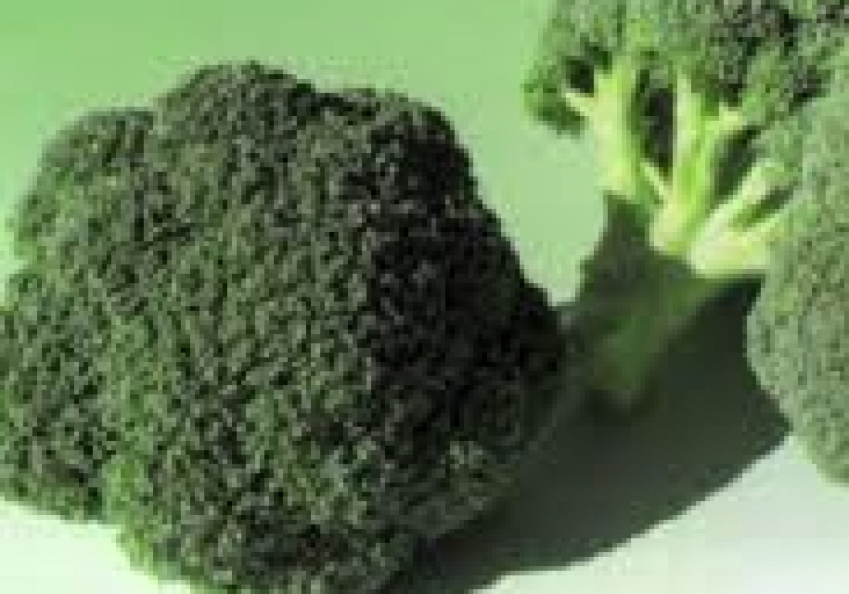 Sałatka brokułowa foto