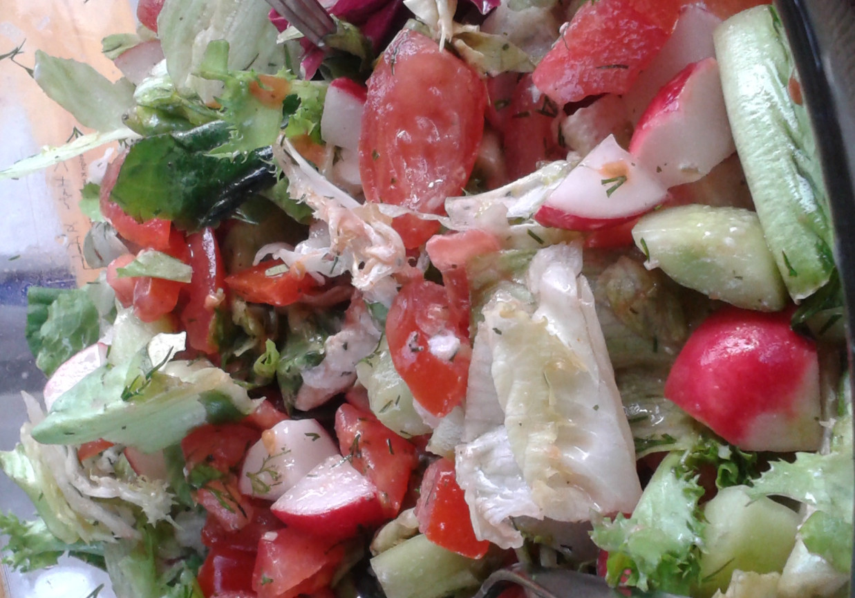 Sałatka do grilla foto