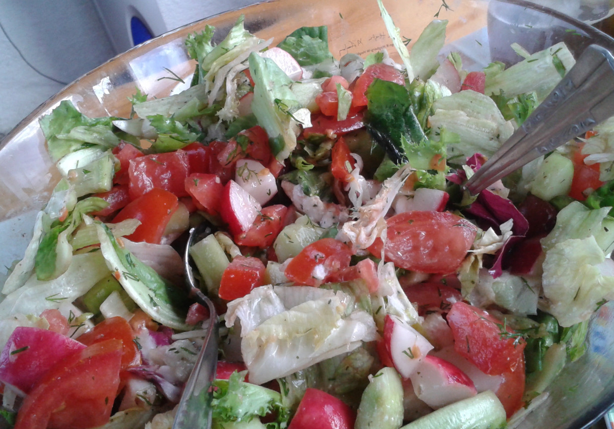 Sałatka do grilla foto