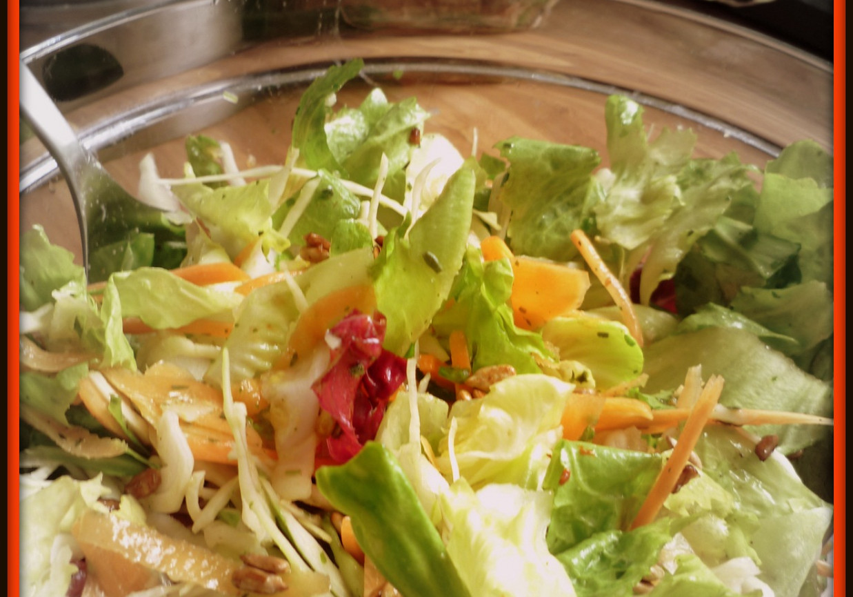 Sałatka do obiadu z mix salads foto