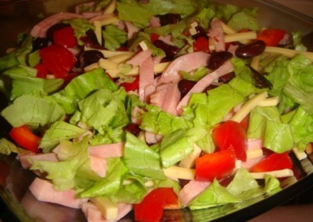Fotografia przedstawiająca Salatka ekspresowa