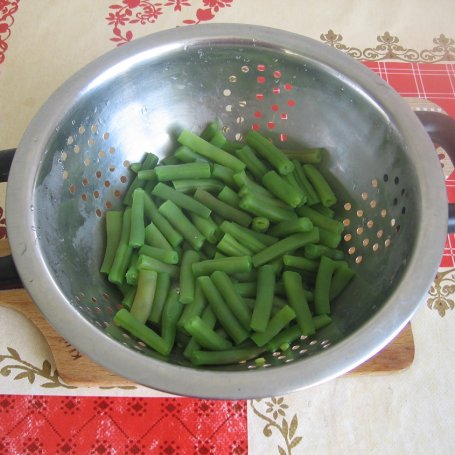 Krok 1 - Sałatka fasolkowo-paprykowa foto