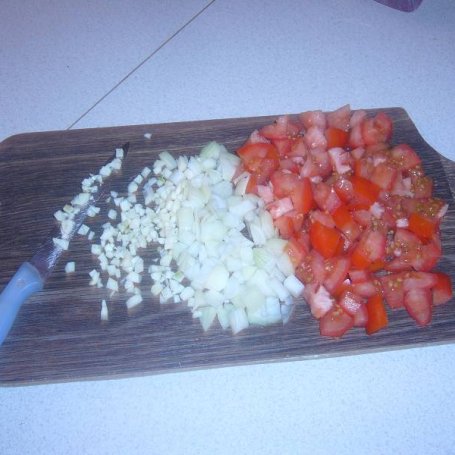 Krok 2 - Sałatka fasolowa. foto