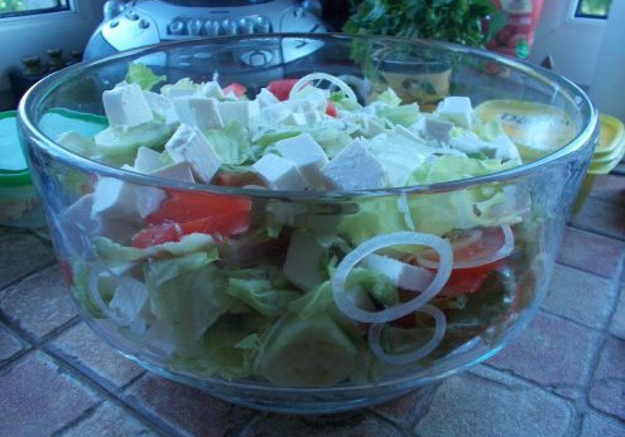 Sałatka grillowa z warzywami foto