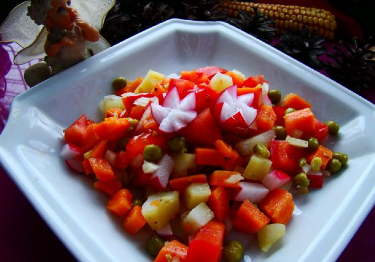 Sałatka imieninowa z marchewką foto