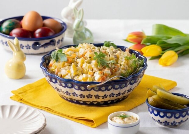 Fotografia przedstawiająca Sałatka jarzynowa klasyczna