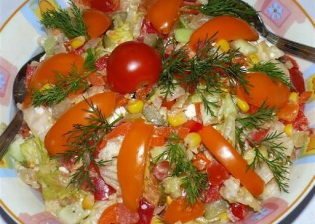 Fotografia przedstawiająca Salatka jesienna