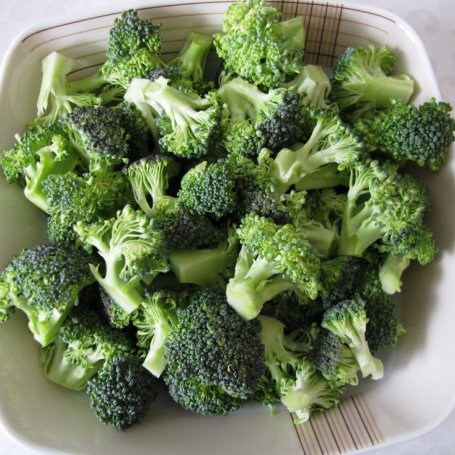 Krok 1 - Sałatka makaronowa z kurczakiem i cukinią foto