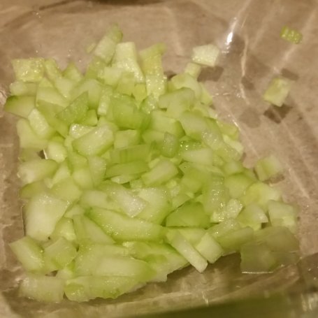 Krok 1 - Sałatka makaronowa z wiejską wędliną foto