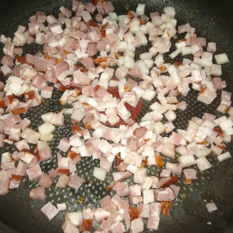 Krok 1 - Sałatka na ciepło z bobem i boczkiem foto