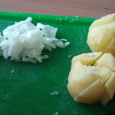 Krok 4 - Sałatka na ciepło z bobem i boczkiem foto