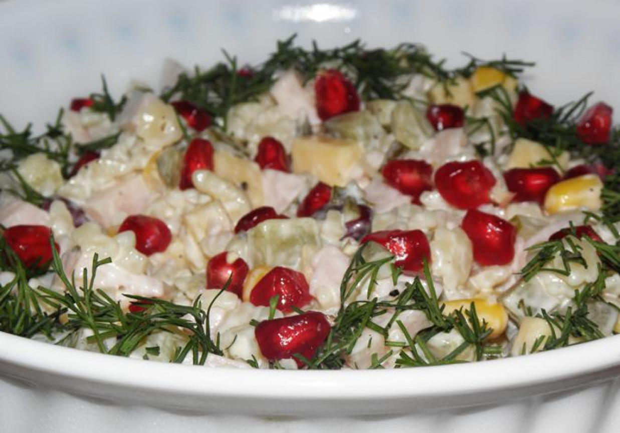 Sałatka na prywatkę. foto