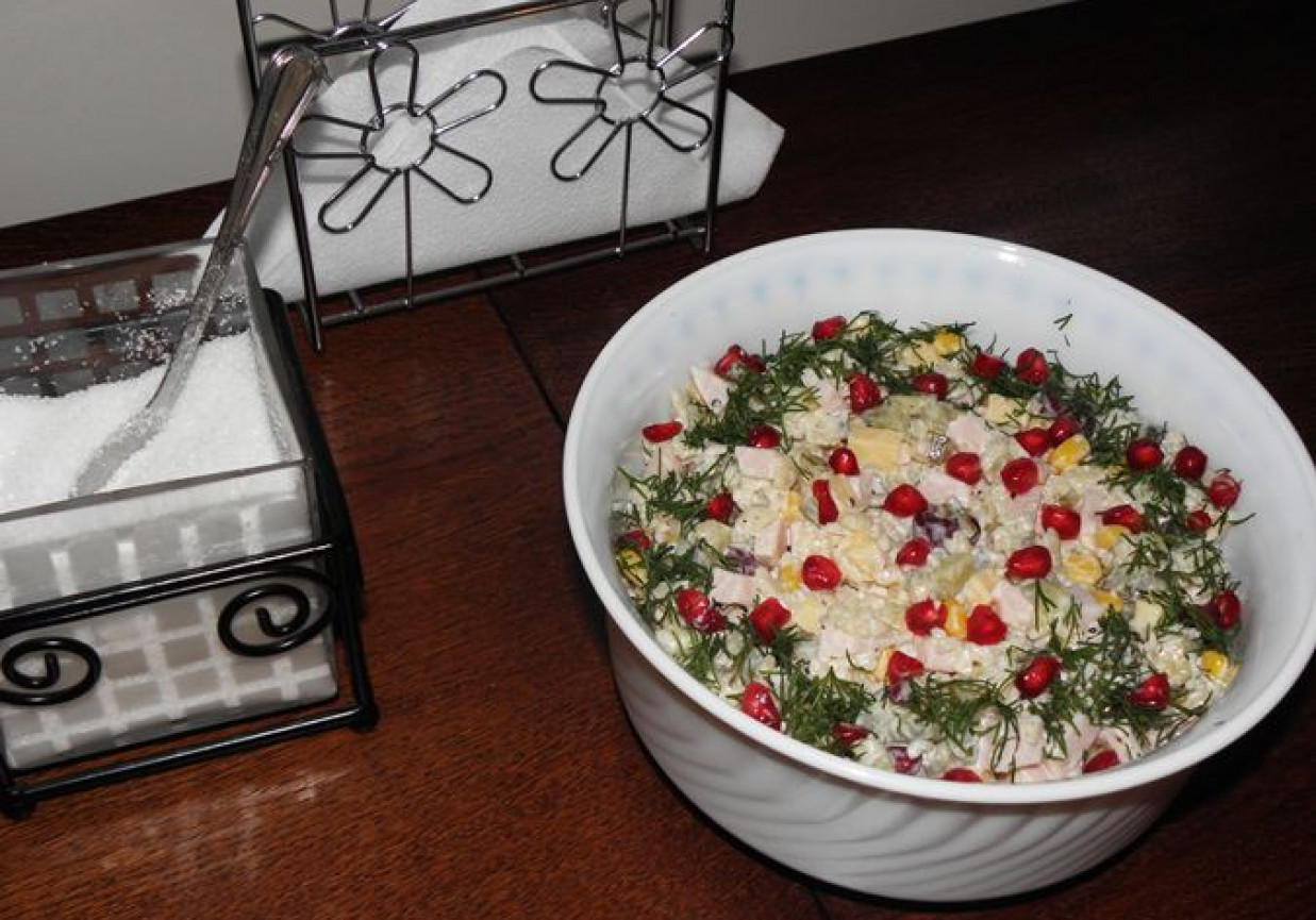 Sałatka na prywatkę. foto