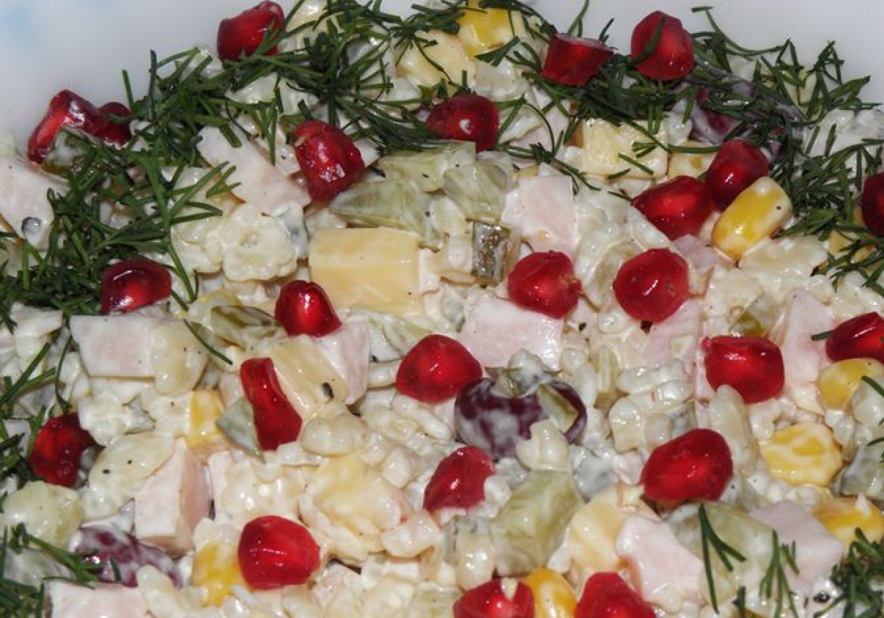 Sałatka na prywatkę. foto