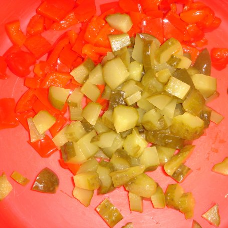 Krok 1 - Sałatka obiadowa z papryki, ogórka i jabłka foto