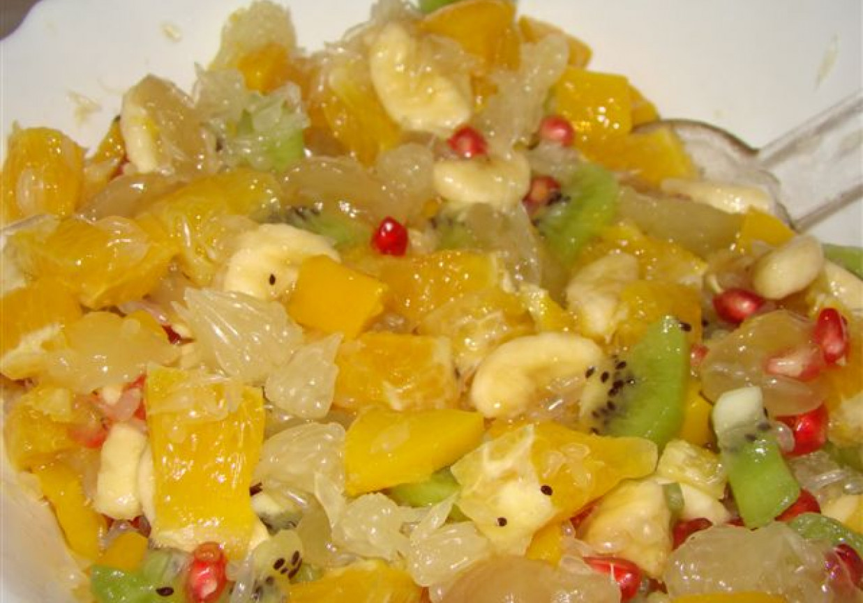 sałatka owocowa dla dorosłych foto