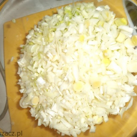 Krok 1 - Sałatka porowa z ryżem i kukurydzą foto
