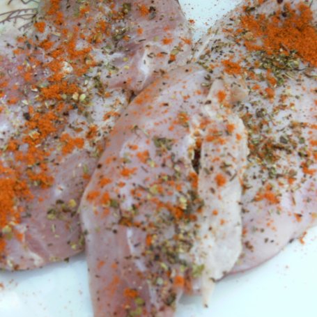 Krok 1 - Sałatka ryżowa z grillowanym kurczakiem foto