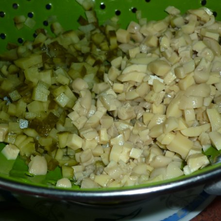 Krok 1 - Sałatka ryżowa z pieczarkami i tuńczykiem foto