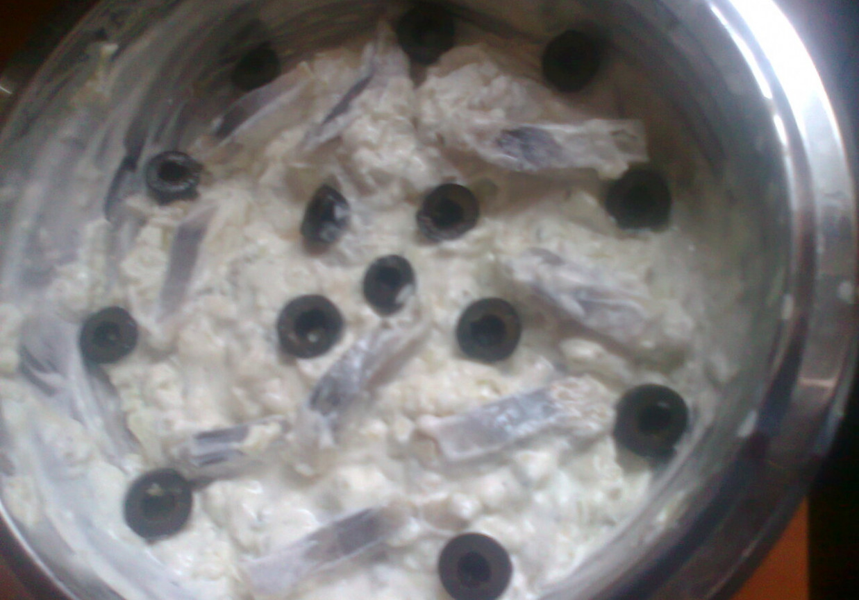 Sałatka śledziowa z jogurtem greckim foto