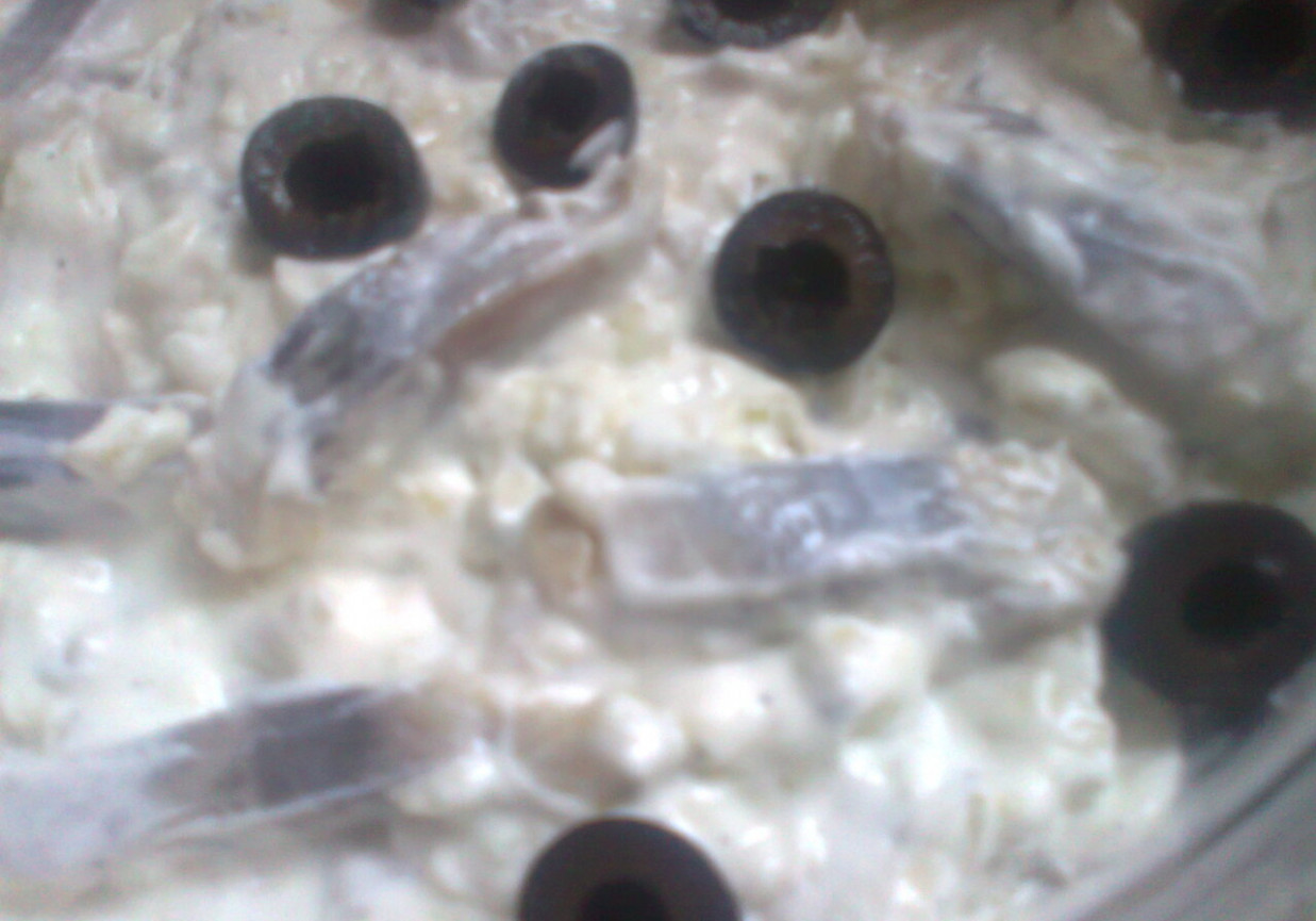 Sałatka śledziowa z jogurtem greckim foto