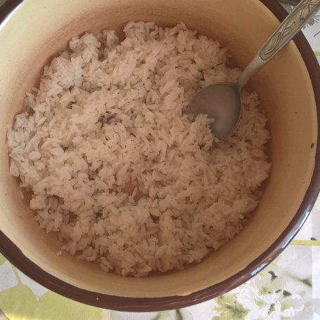 Krok 1 - Sałatka śledziowa z ryżem i koperkiem foto