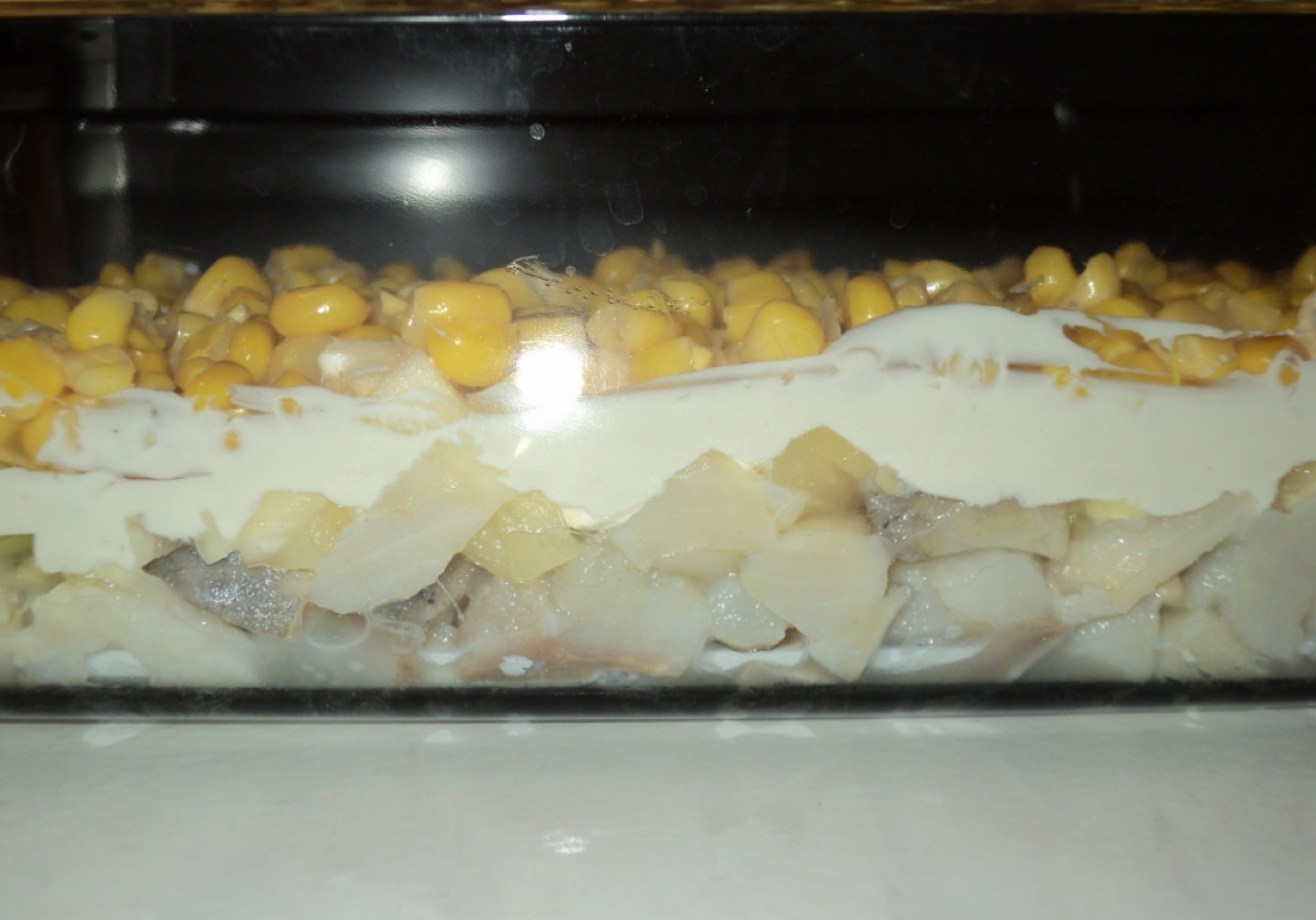 sałatka warstwowa - śledziowa1 foto