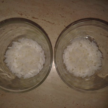 Krok 2 - Sałatka warstwowa z ryżem foto