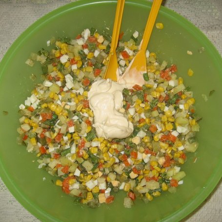 Krok 3 - Sałatka warzywna z fasolką szparagową foto