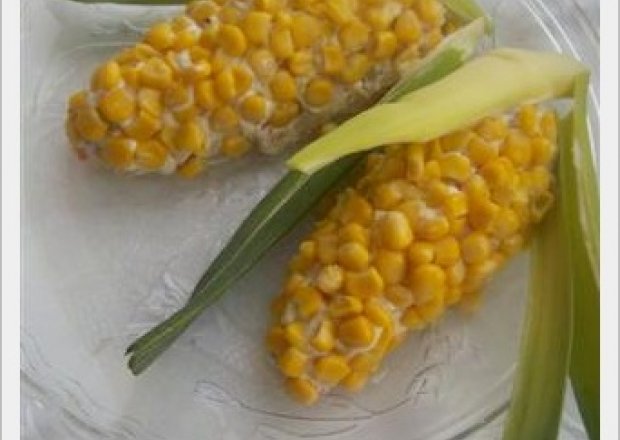 Fotografia przedstawiająca Sałatka warzywna z szynką "Kolba kukurydzy"
